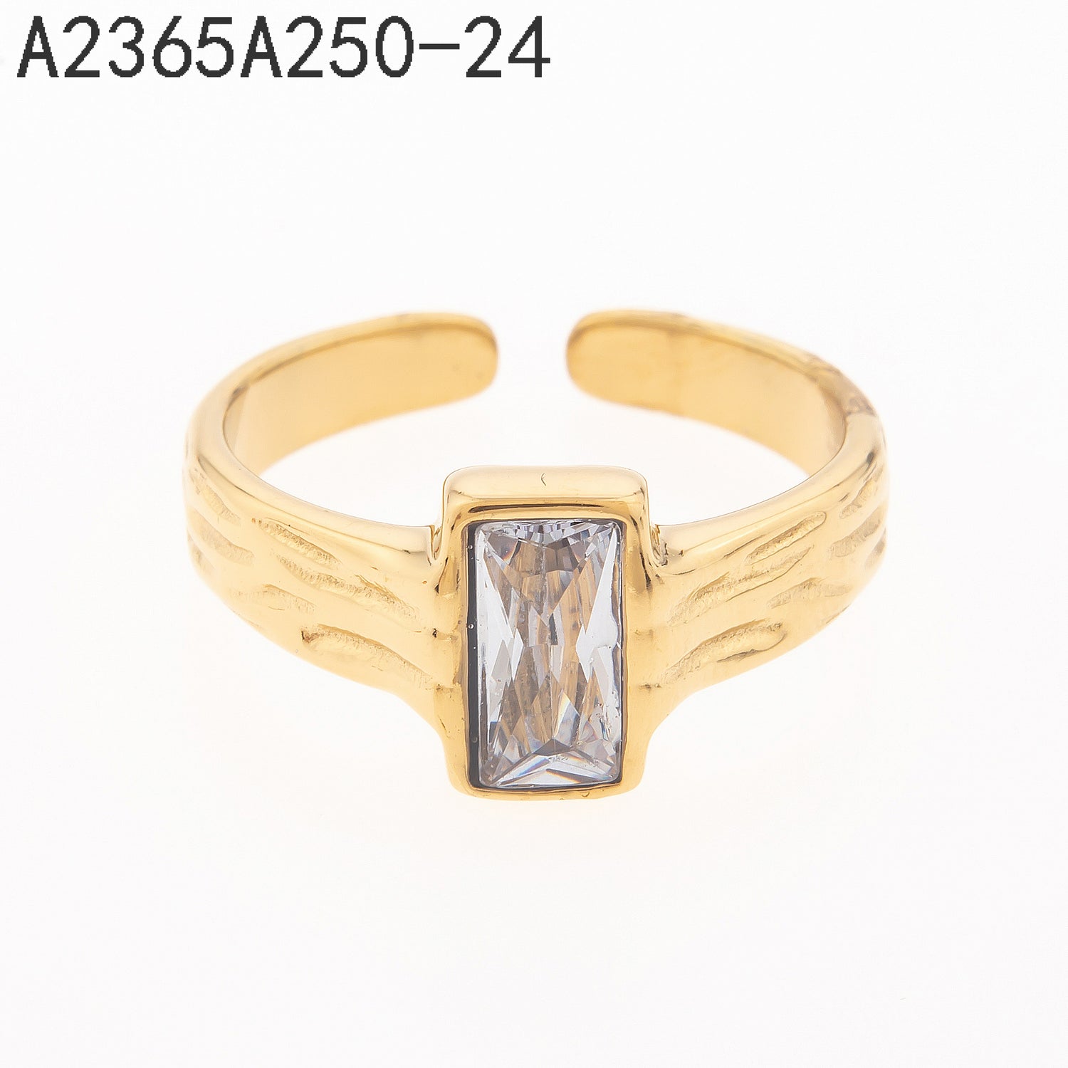 Anillo de circón