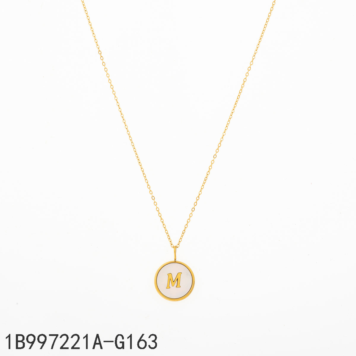 Collar  Dorado Letra M