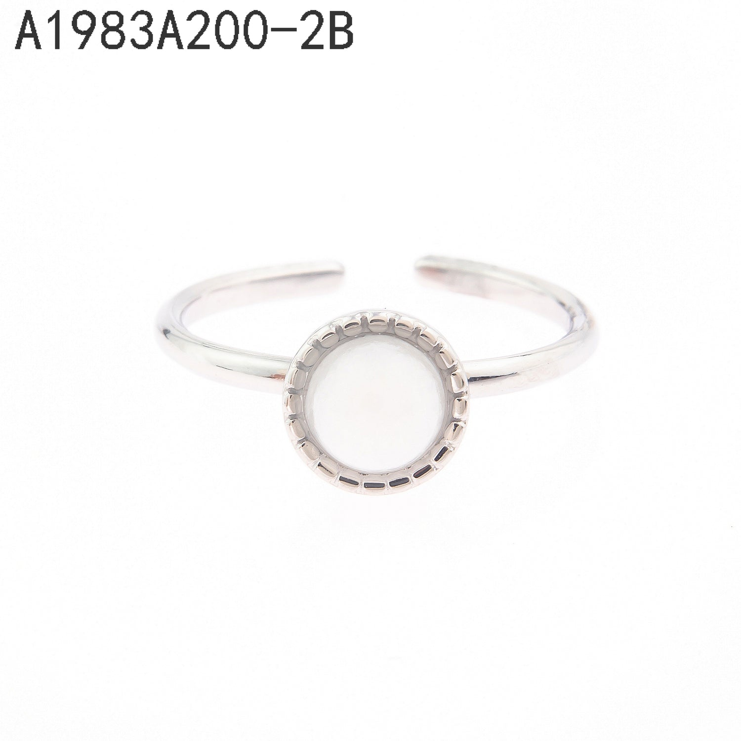 Anillo de piedra blanca (plata)