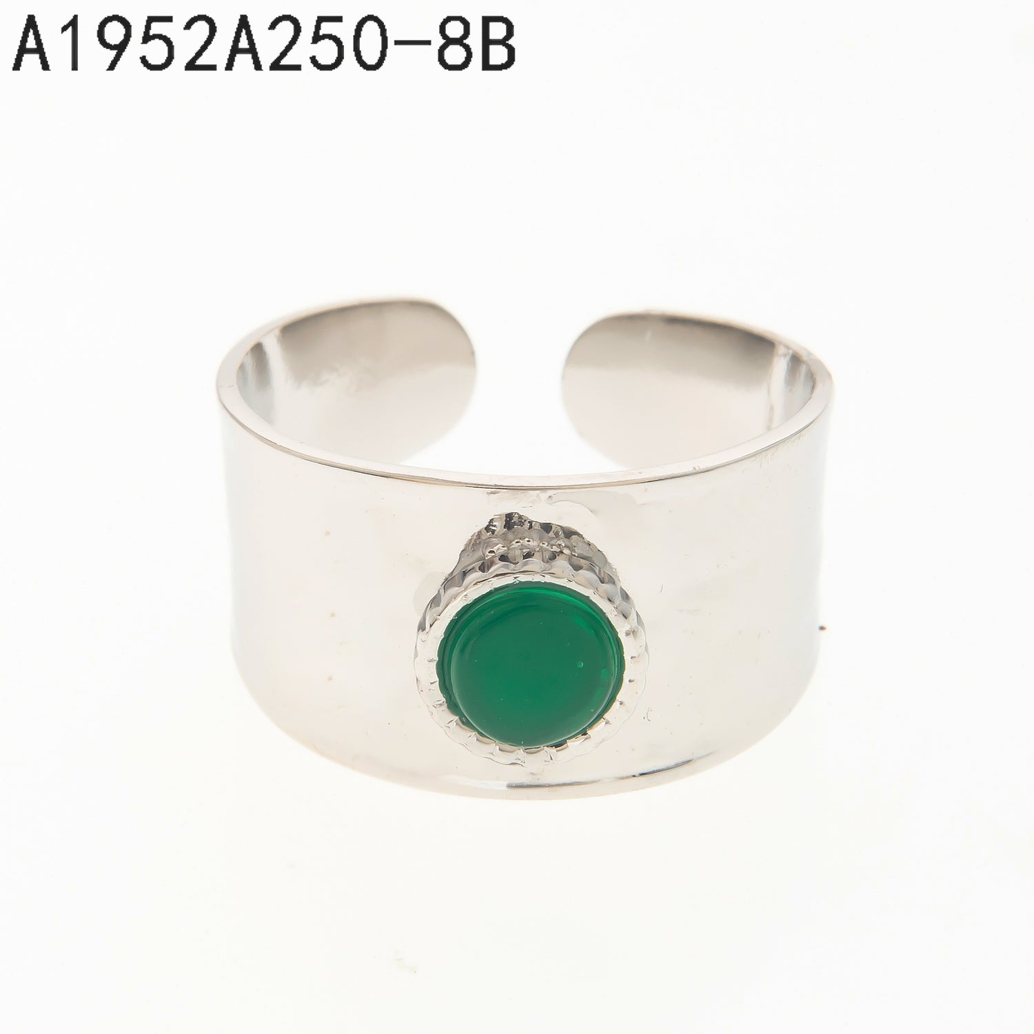 Anillo Wide Stone Cuff
