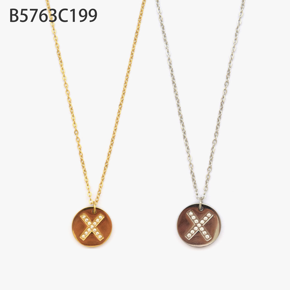 Collar Plateado Letra